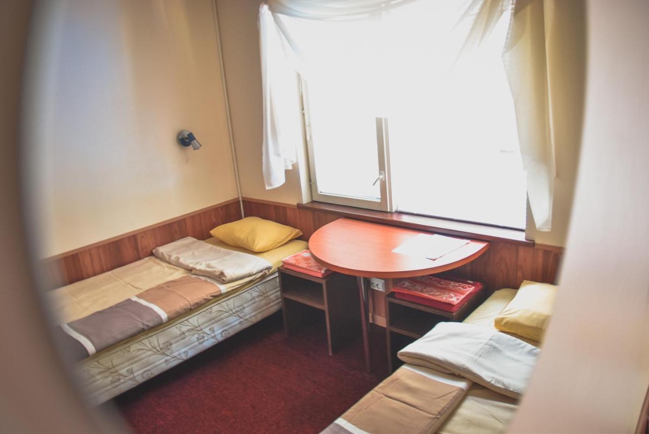 Metsa Hostel Võsu Esterno foto